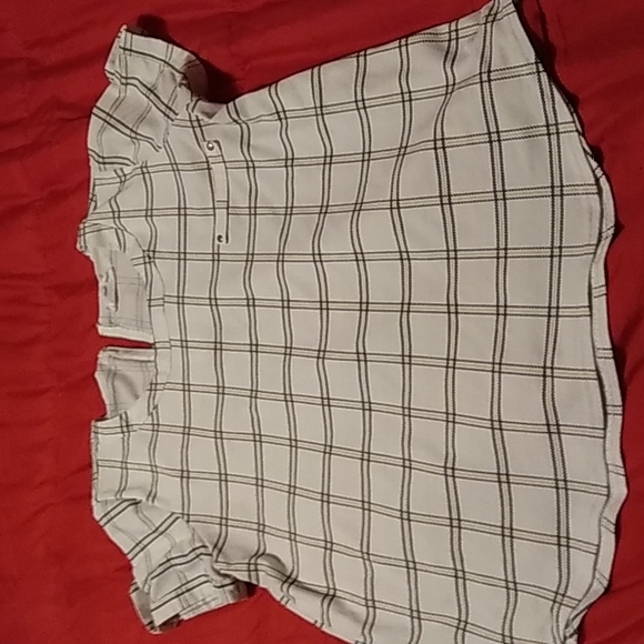 Zip up shirt - Picture 3 of 3